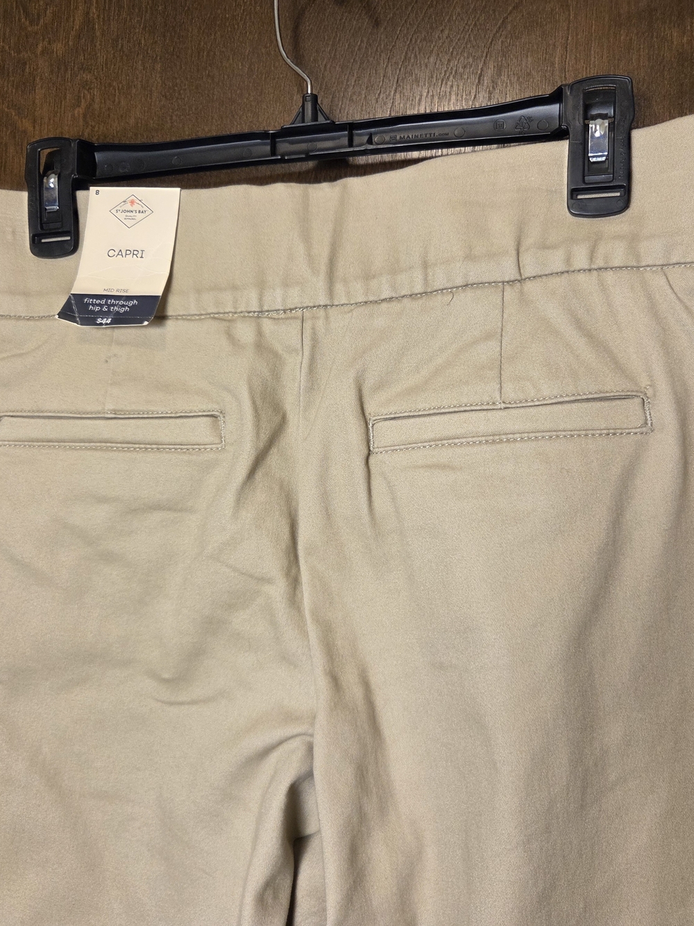 St. John's Bay Beige Capri Pants NWT - Picture 7 of 12